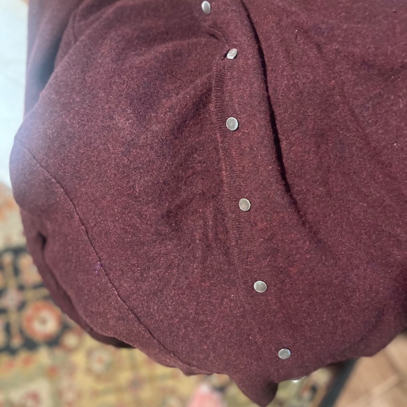 Cardigan - Picture 2 of 3